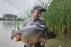 546637351_1300275431998280_4258809613422531095_n